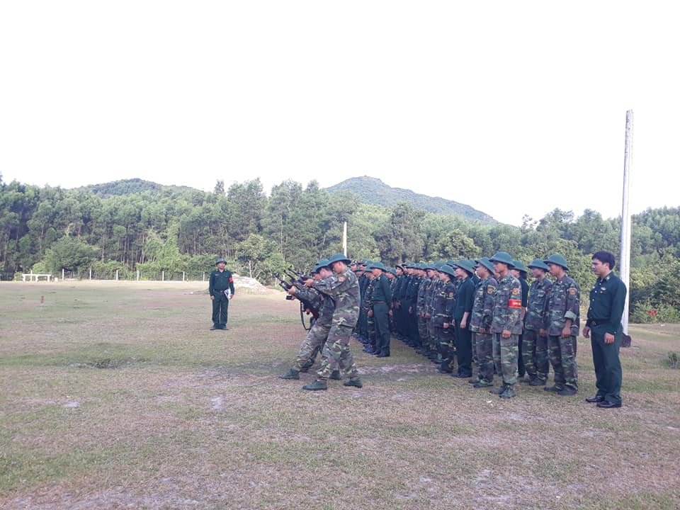 Bộ Chỉ huy Bộ đội Biên phòng tỉnh kiểm tra bắn đạn thật bài 1 súng tiểu liên AK