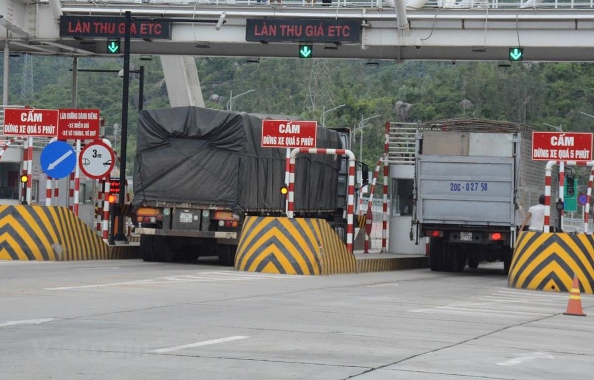 Rút lệnh dừng thu phí 3 trạm BOT vào phút chót