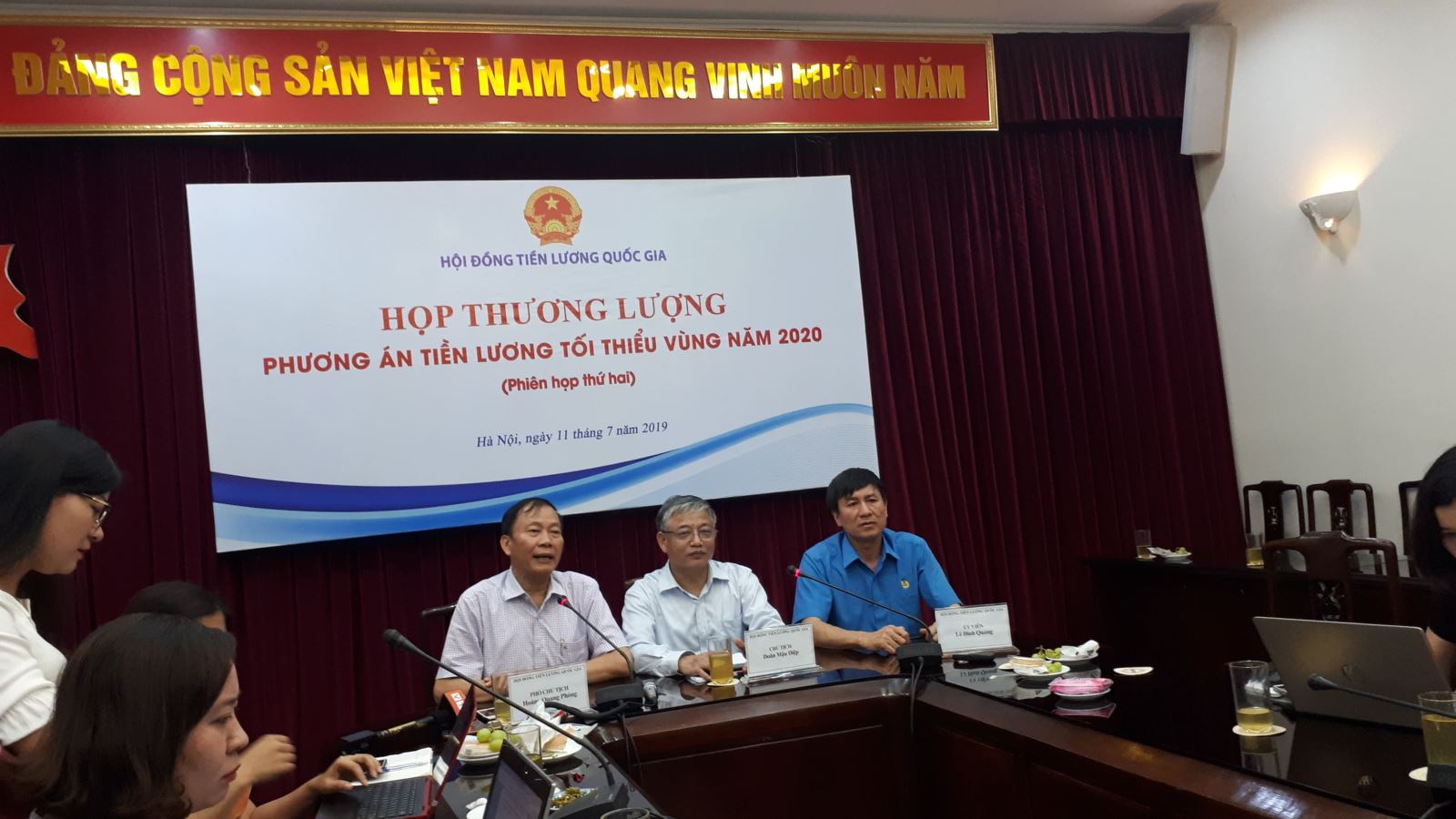 Mức tăng lương tối thiểu vùng năm 2020 là 5,5