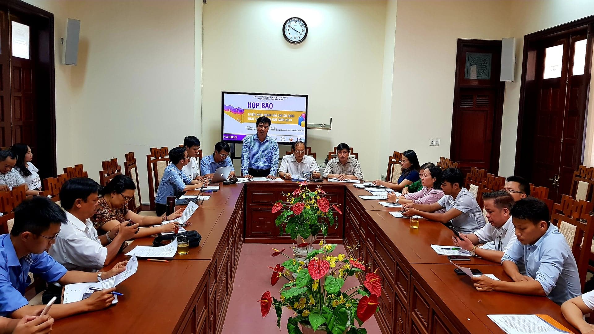 Cải cách và nâng cao chất lượng dịch vụ