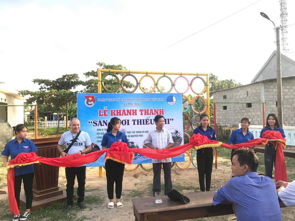 Khánh thành công trình sân chơi thiếu nhi xã Phú Mậu
