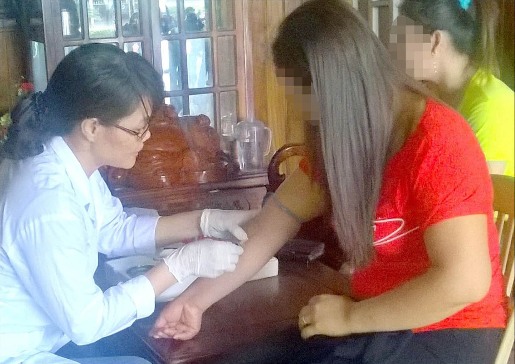 “Chặn” HIV từ mẹ sang con