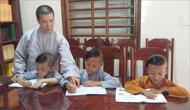 Vòng tay ấm áp