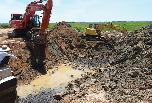 Giám sát chở đất san lấp từ dự án đường Chợ Mai - Tân Mỹ