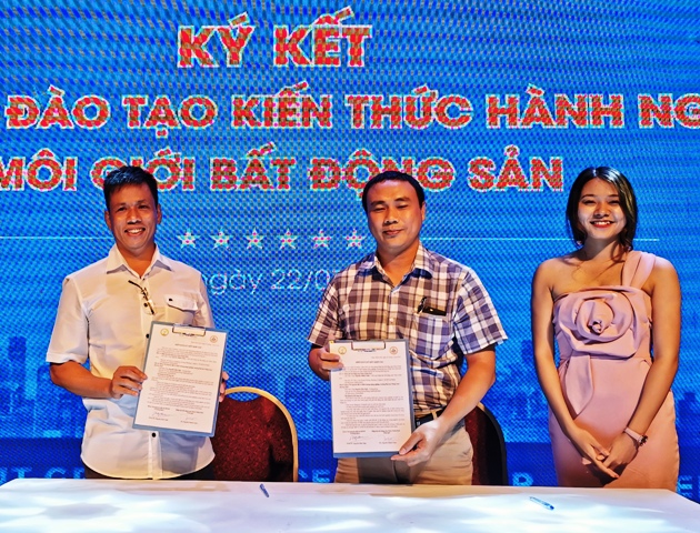 Hiệp hội Bất động sản ký kết đào tạo hành nghề bất động sản với Trường ĐH Nông lâm