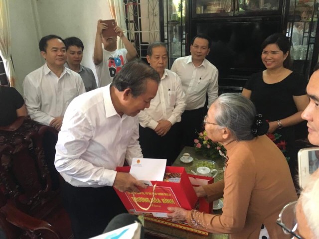 Nghĩa tình tiếp nối