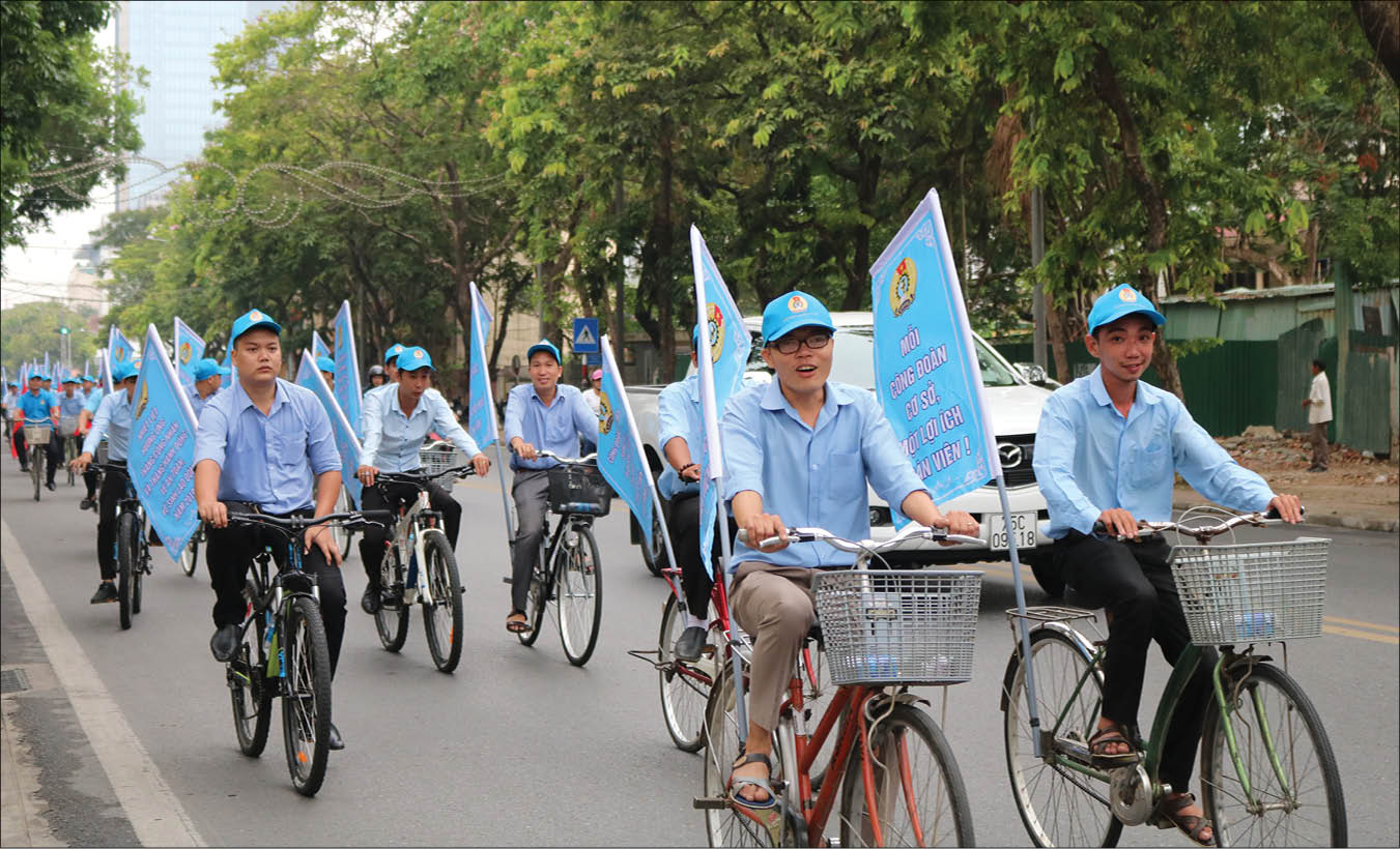 Những “đóa hoa” Công đoàn