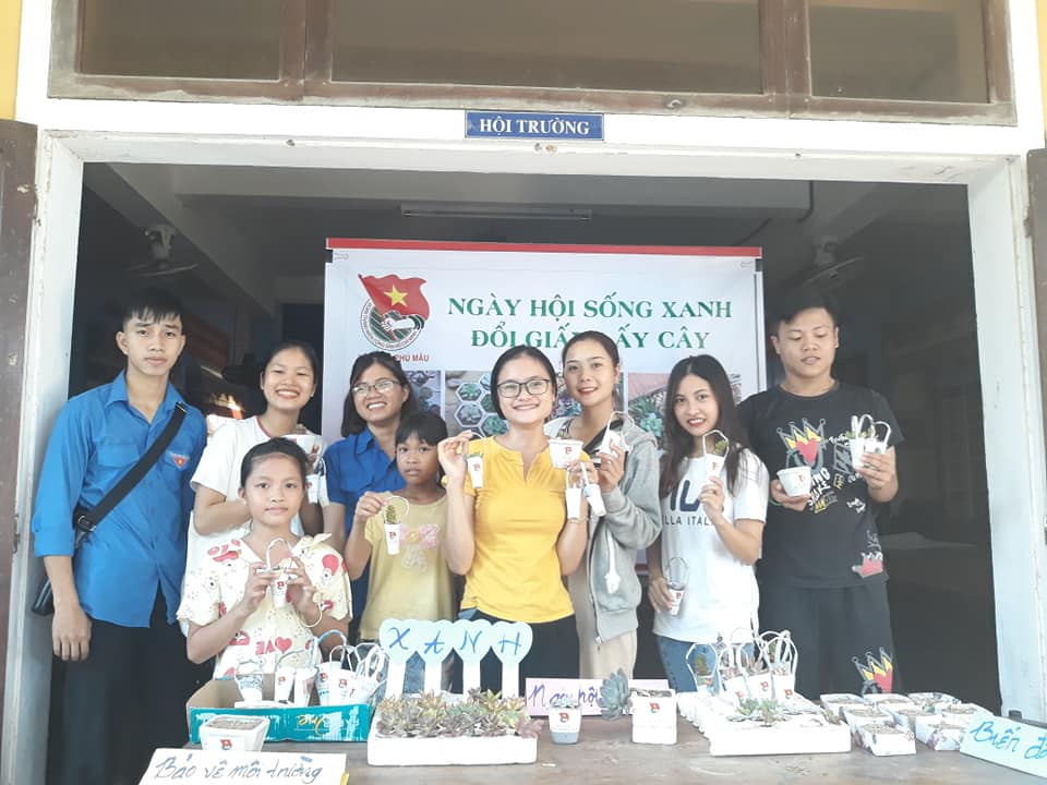 Đổi giấy lấy cây xanh