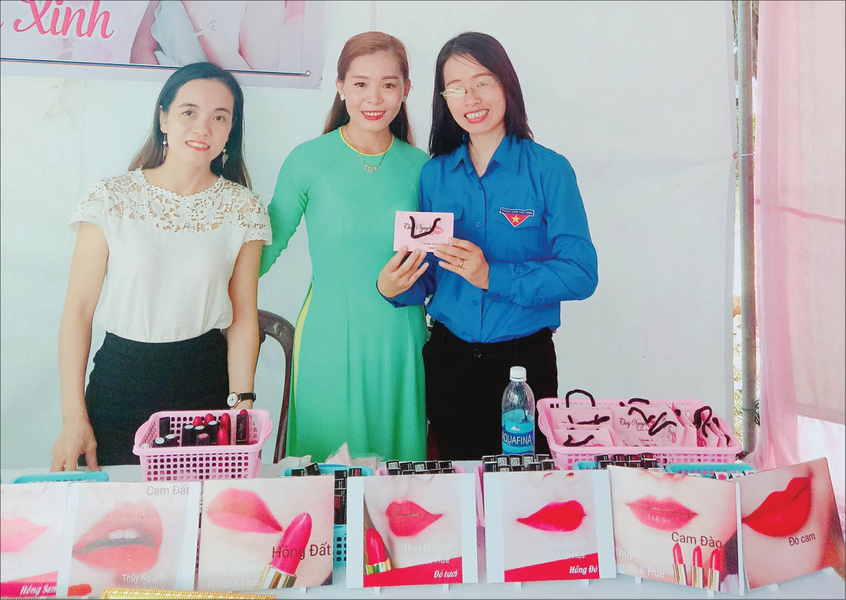 Son môi handmade của cô giáo Thúy