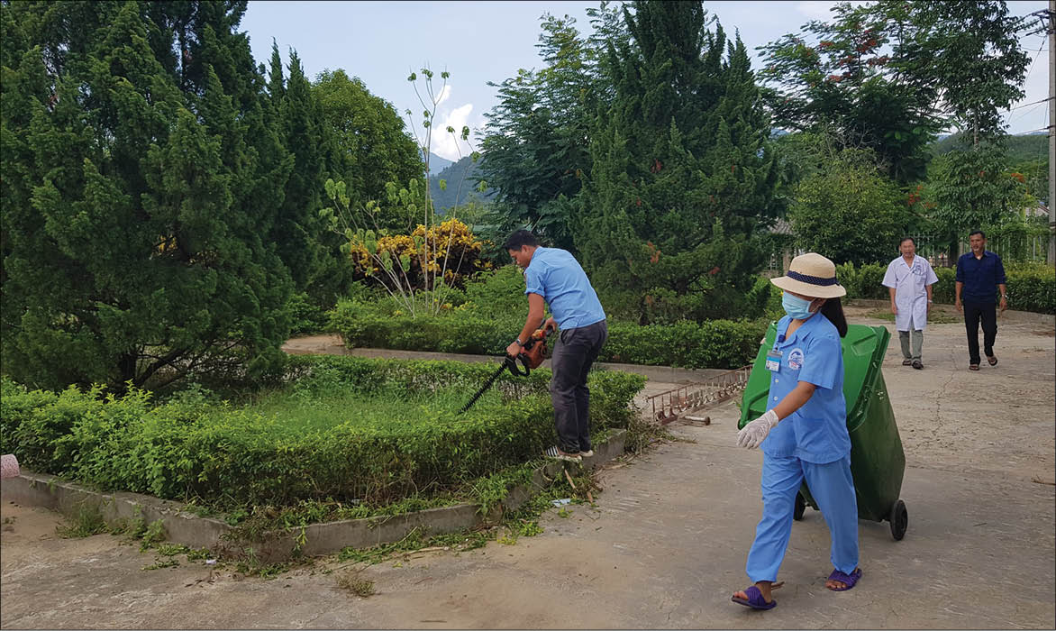 Xanh, đẹp ở Bệnh viện Nam Đông