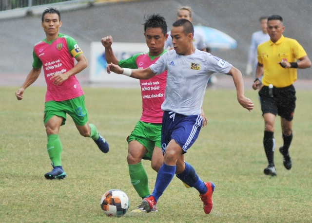 Đánh bại Đồng Tháp, CLB bóng đá Huế có cơ hội lọt vào top 4