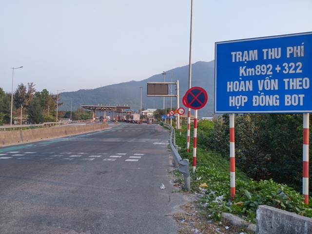 Tháo dỡ trạm thu phí Nam Hải Vân