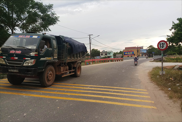 Nhiều điểm đen trên các tuyến đường được khắc phục