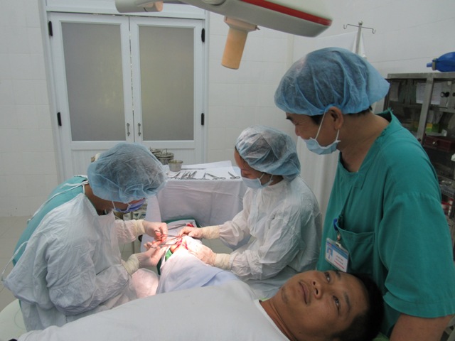 Nâng cao kiến thức chăm sóc bệnh nhân sau mổ cho hơn 30 điều dưỡng