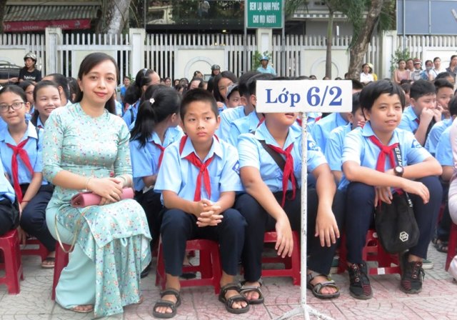 Kêu gọi bảo vệ môi trường trong năm học mới