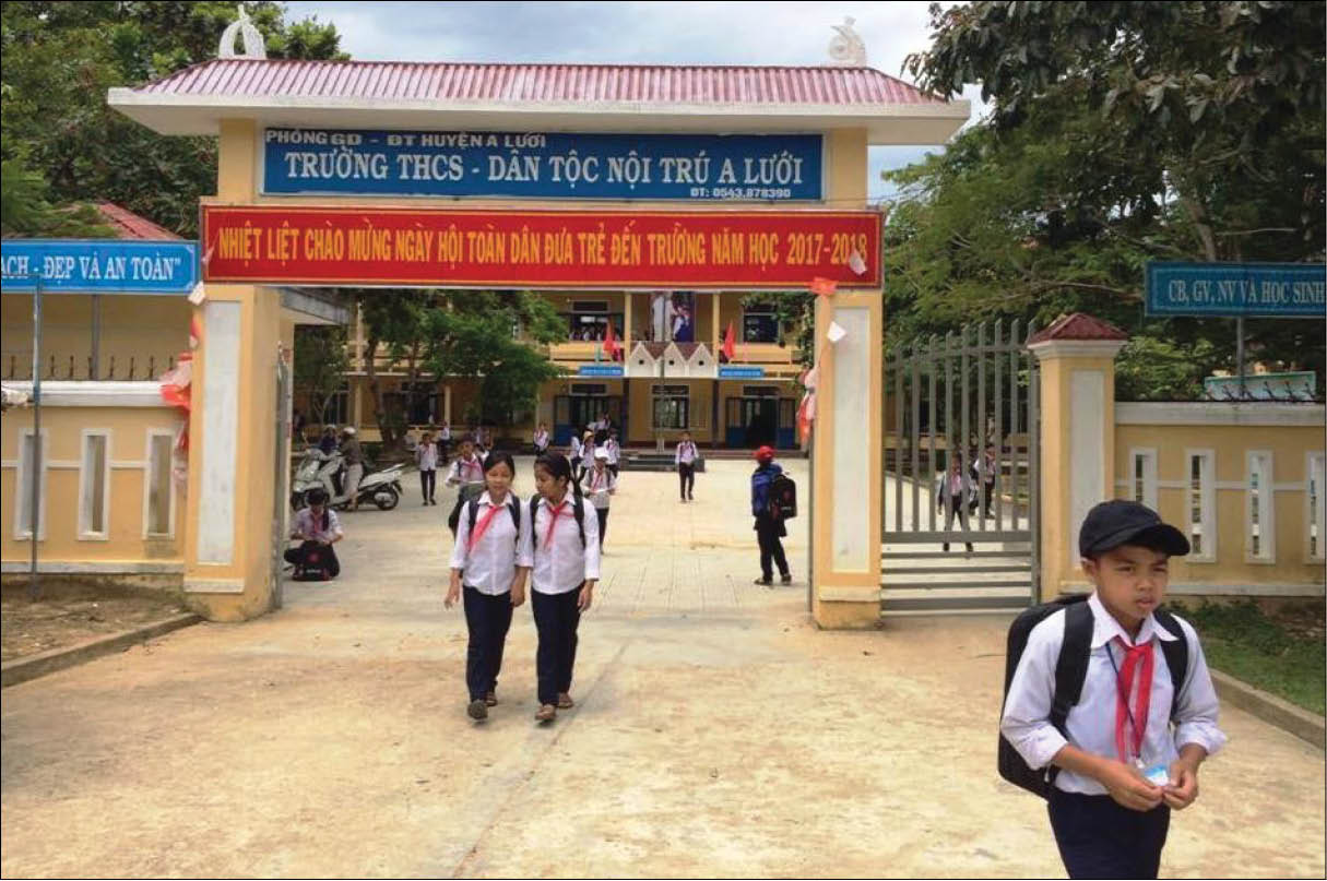 Khó hướng học sinh vùng cao học nghề