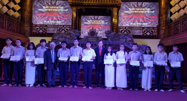 225 học sinh -sinh viên được nhận học bổng Vallet trị giá gần 3 tỷ đồng