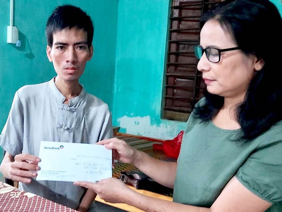 Khanh có thể yên tâm về chi phí ghép thận cho con