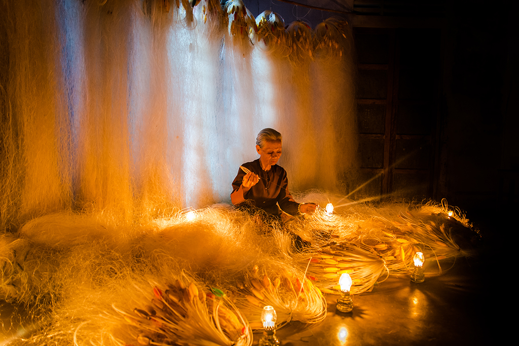 Traveling and shooting photos in Hue