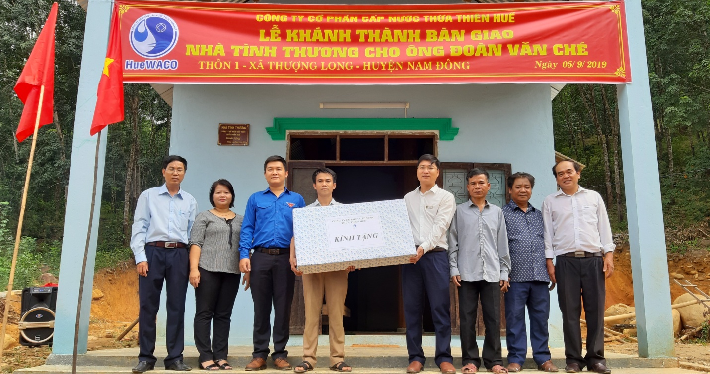 Khánh thành 3 nhà tình thương cho hộ nghèo ở Nam Đông