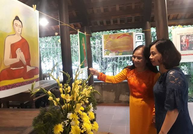 Exhibition of 16 paintings of Buddha