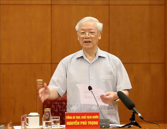 Tổng Bí thư, Chủ tịch nước Nguyễn Phú Trọng Báo cáo không chỉ đánh giá 5 năm mà phải nhìn lại hơn 30 năm đổi mới