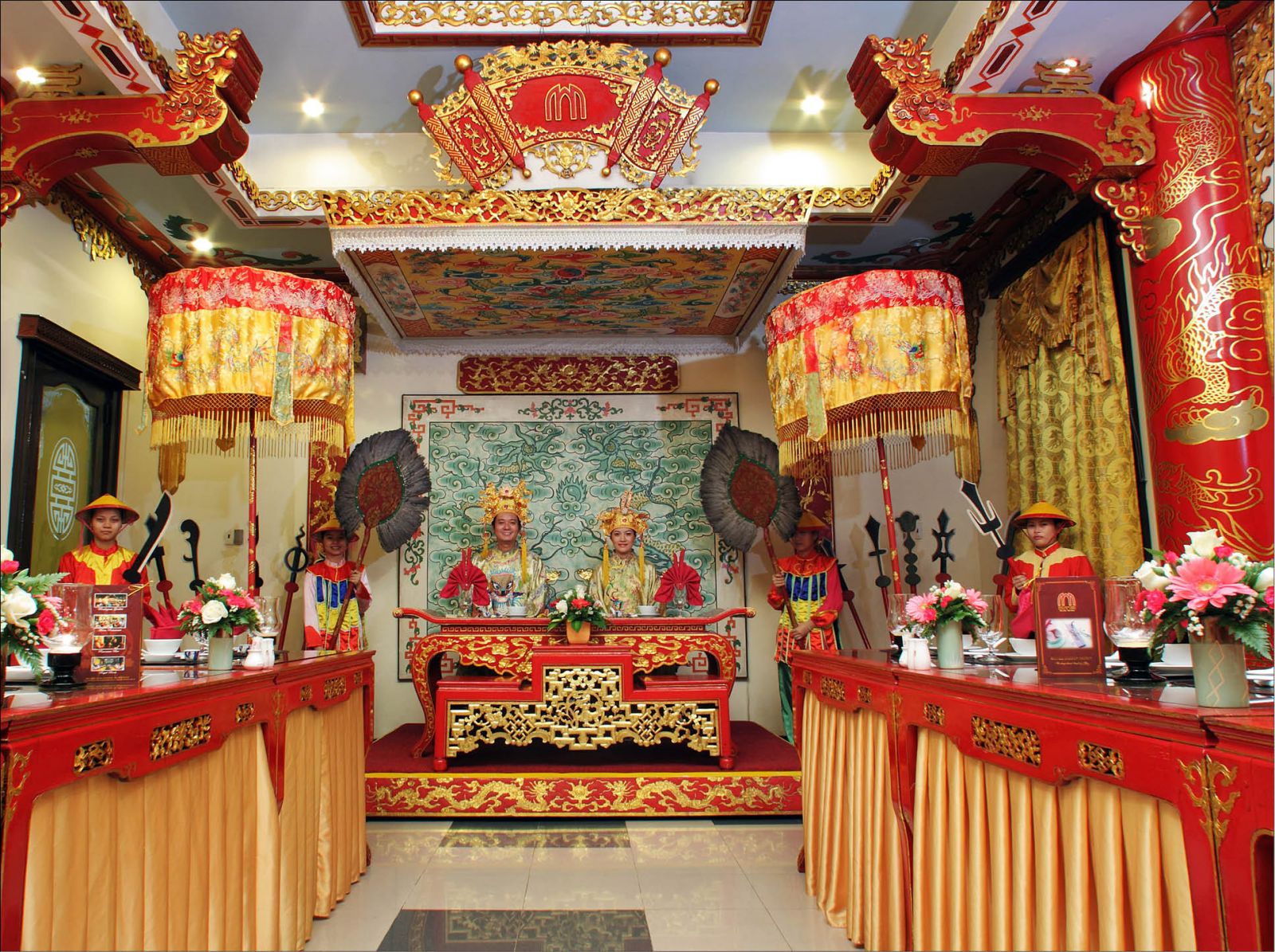 Royal meals on death anniversaries - unique tourism product in Hue