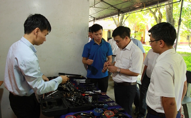 Nhiều thiết bị đào tạo tự làm có tính ứng dụng thực tiễn cao