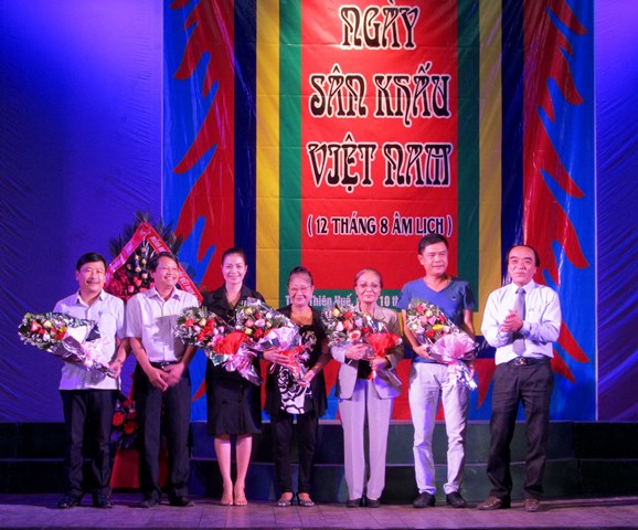 Honoring the traditional stage