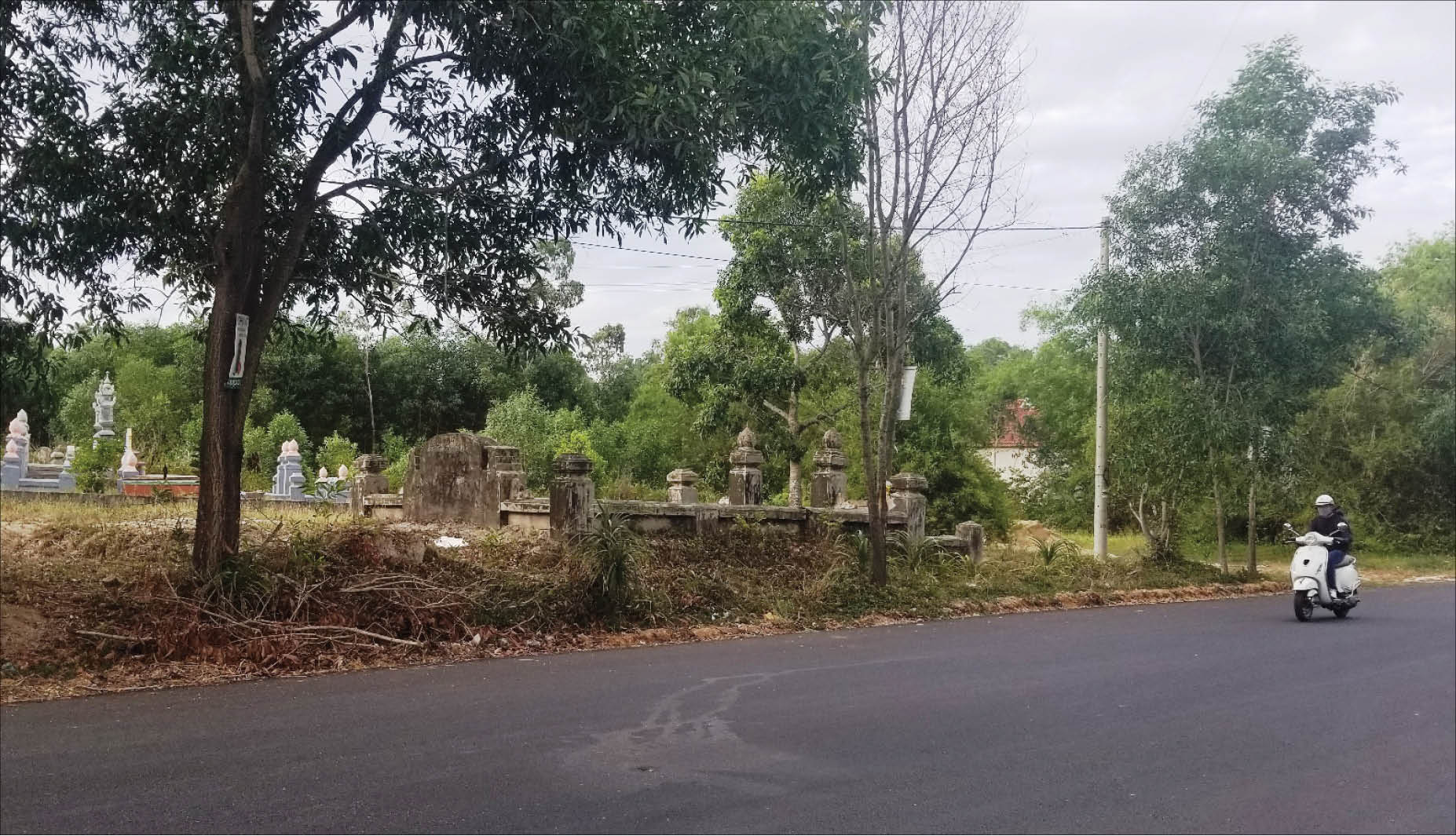 Khó quản lý nghĩa trang tự phát