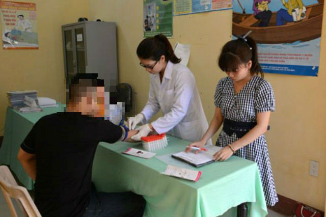 Tư vấn, xét nghiệm HIV hơn 100 trường hợp nguy cơ cao