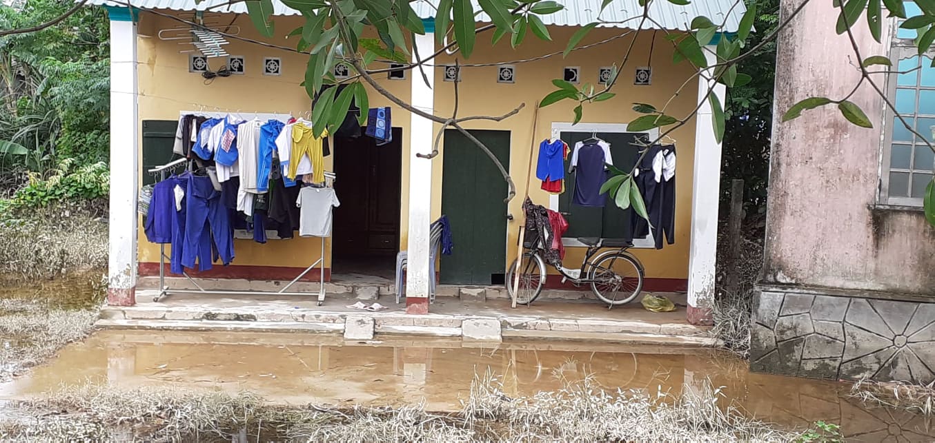 Thi công công trình ảnh hưởng tuyến đường sắt đi qua phường Hương Văn