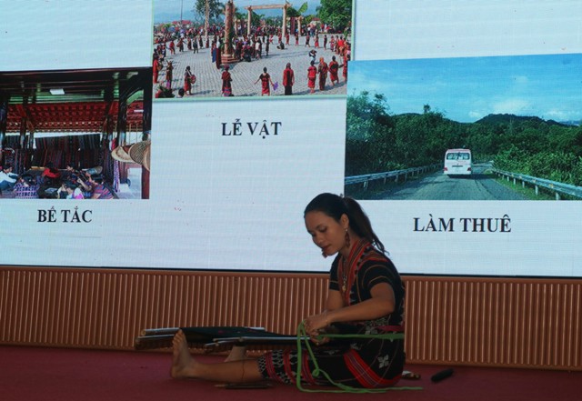 15 start-up projects and ideas compete for the final round