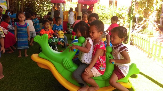 Đội viên, học sinh tham gia các hoạt động trải nghiệm sáng tạo