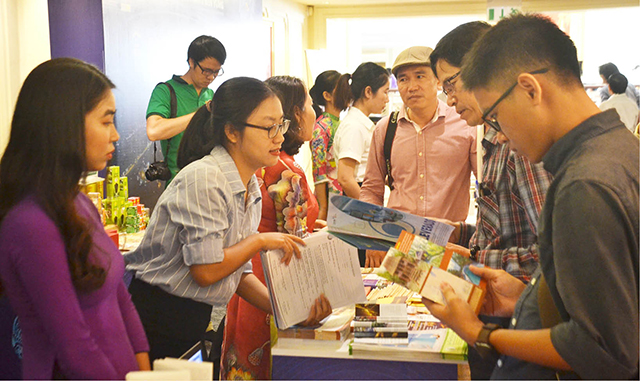 Hue discussed strategies for developing smart and sustainable tourism