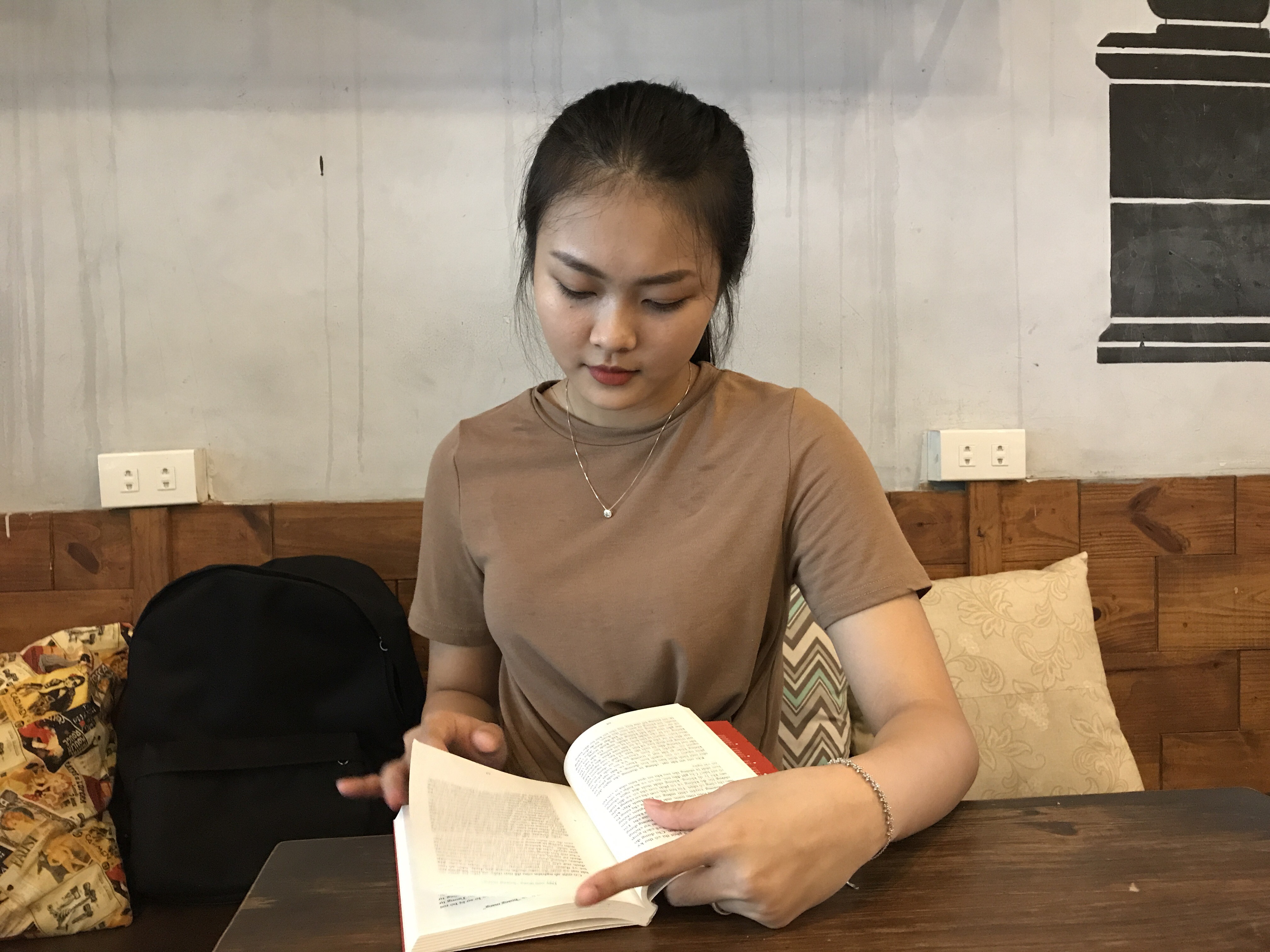 Nữ thủ khoa sư phạm yêu thích âm nhạc dân gian