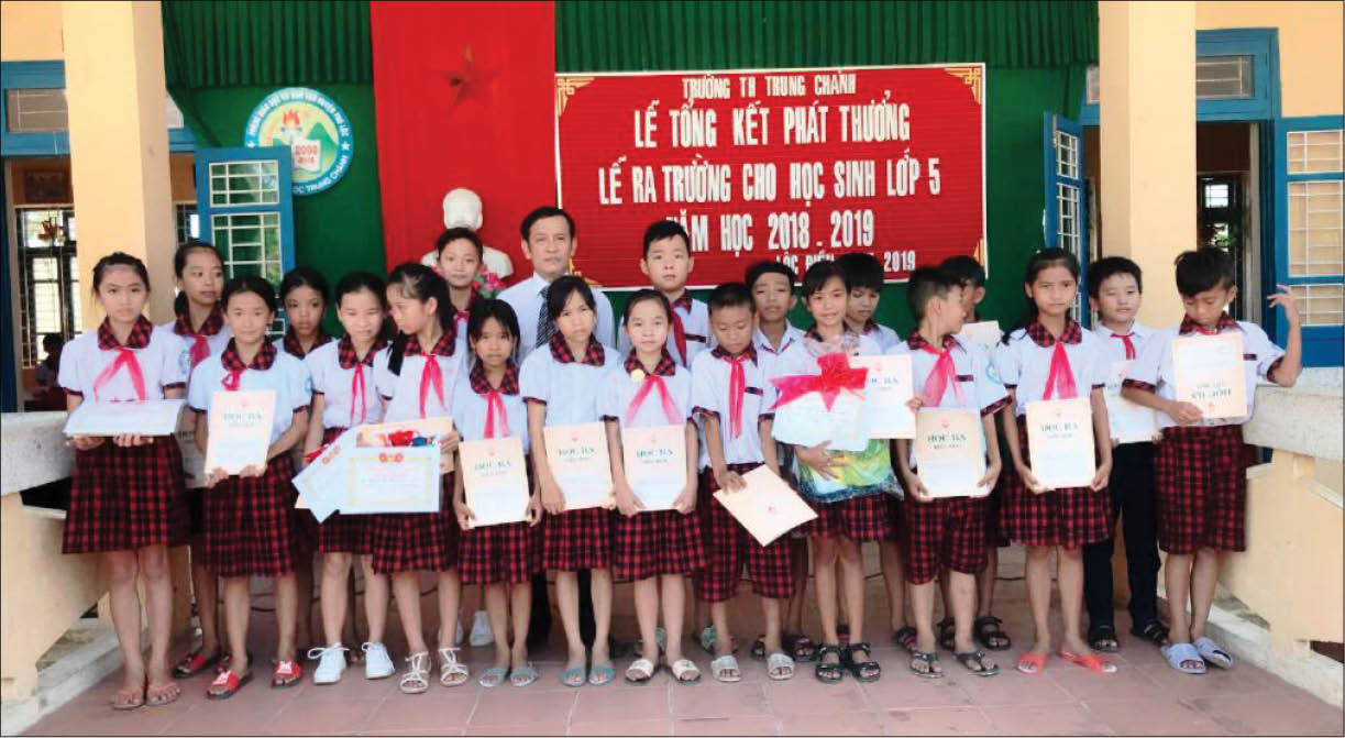 Khuyến học nuôi giữ ước mơ đến trường