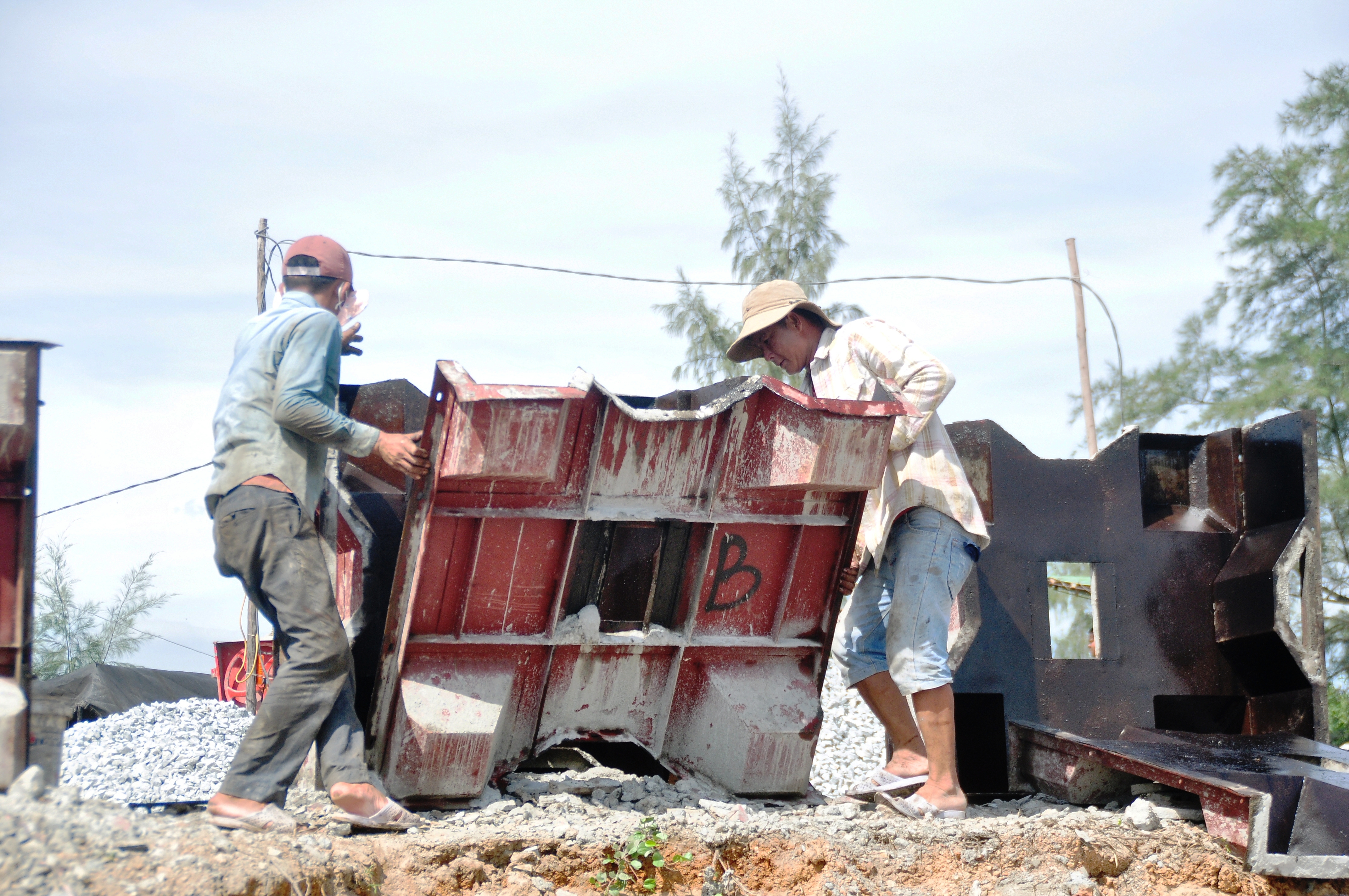 Ngắm công trình kè trăm tỷ trước mùa mưa bão