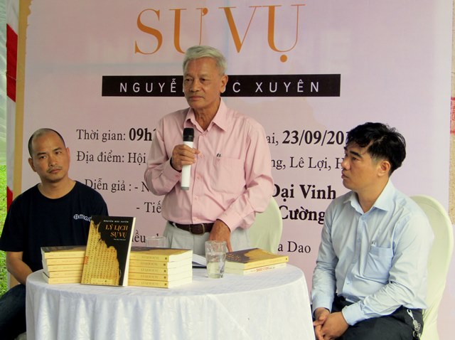 Tọa đàm ra mắt sách “Lý lịch sự vụ” của Nguyễn Đức Xuyên