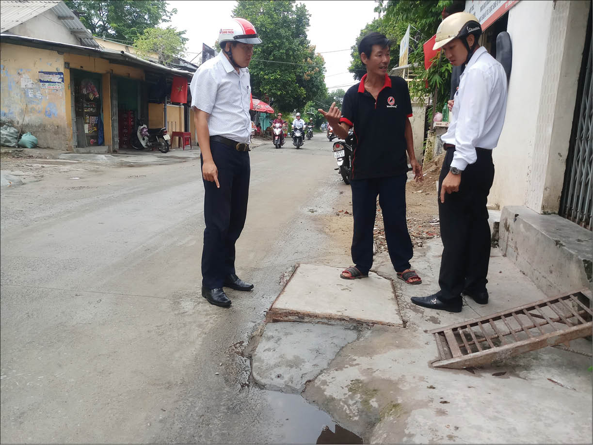 “Bẫy” người đi đường