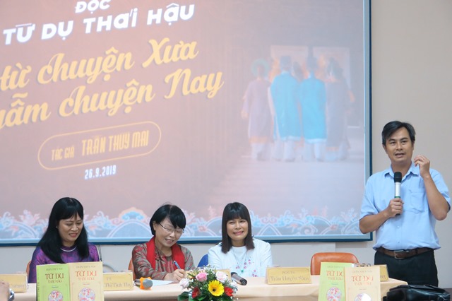 Meeting on the historical novel about Dowager Queen Tu Du