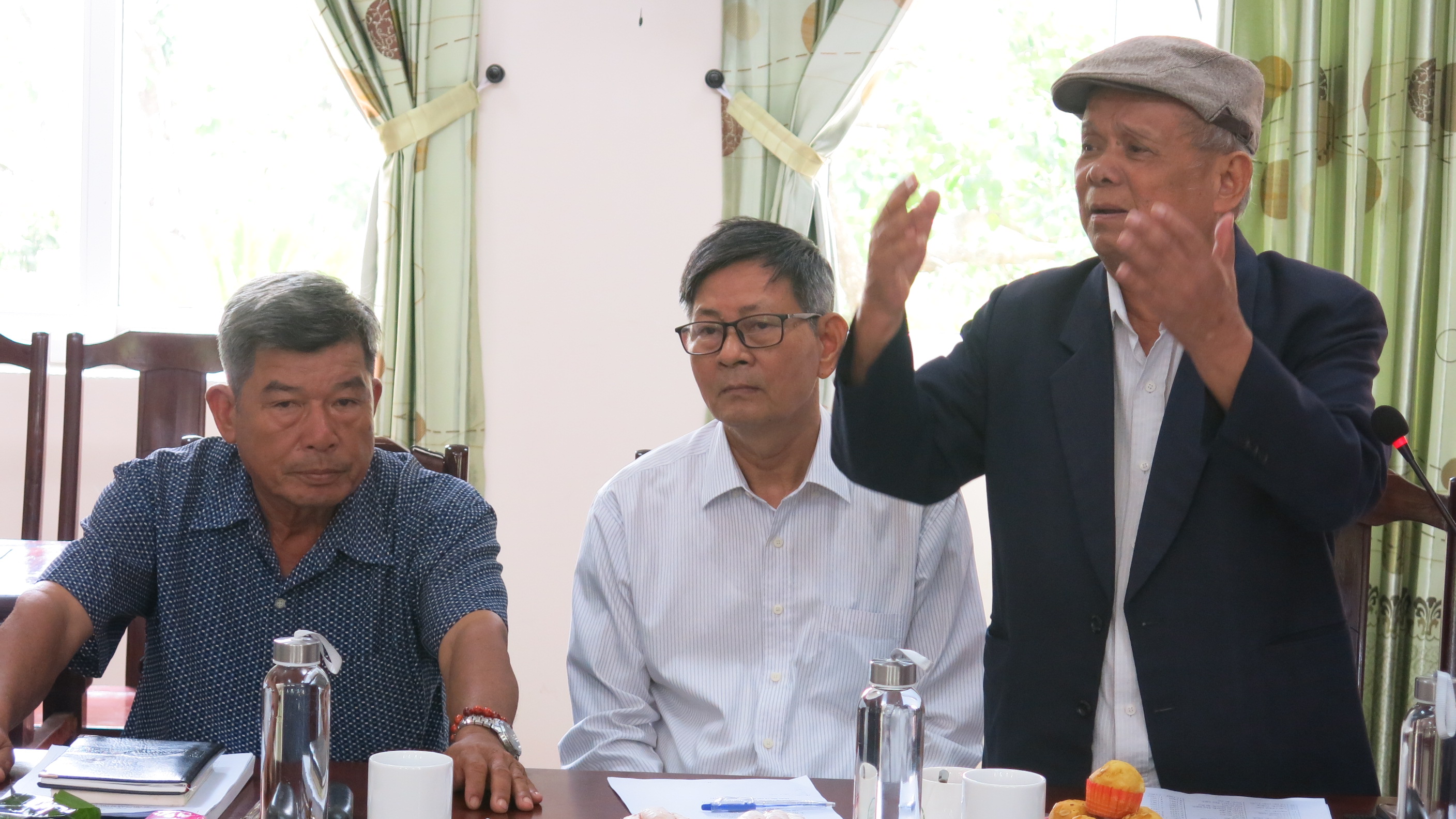 Lấy ý kiến tham gia tái bản, bổ sung Lịch sử Đảng bộ huyện Phong Điền