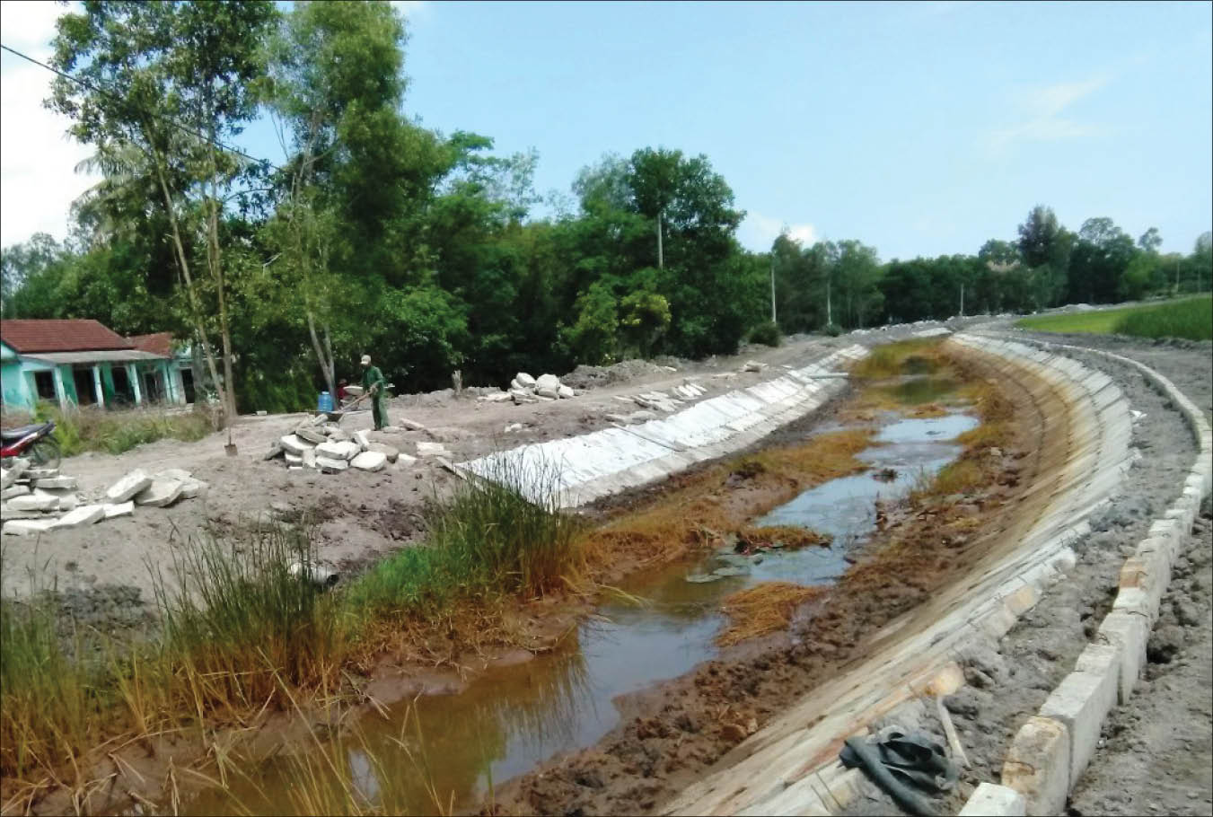 Công trình “chạy lũ”