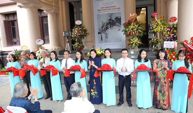 Introducing the art of Le Ba Dang in Hanoi