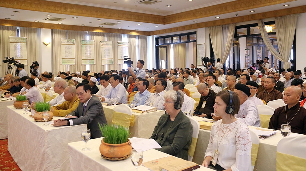 Biểu dương, phát huy vai trò các tôn giáo tham gia bảo vệ môi trường