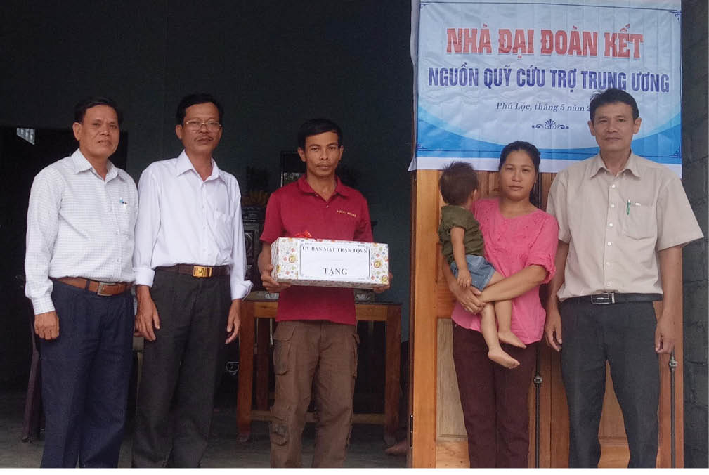 Đa dạng nguồn lực giúp người nghèo