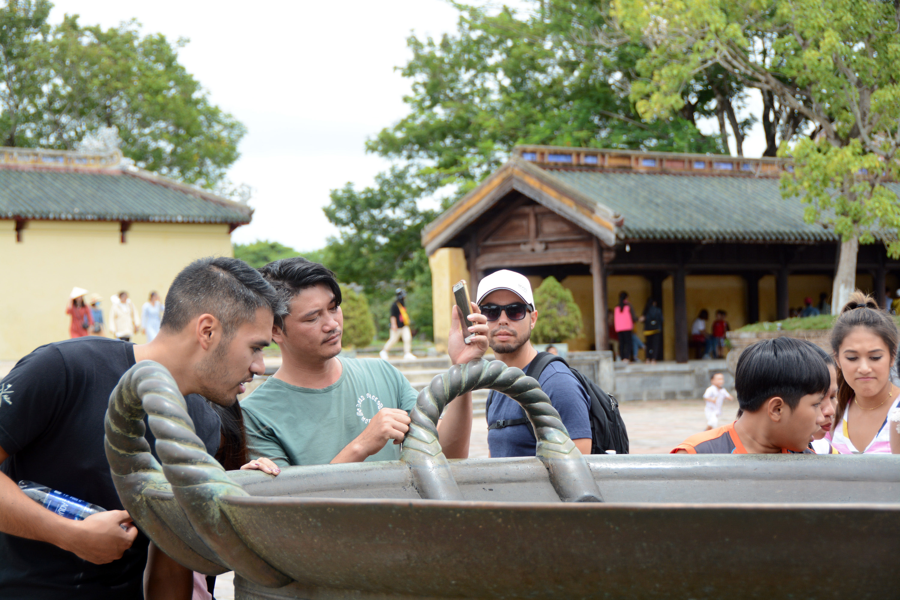 Tìm kiếm thị trường thay thế Vừa quảng bá, vừa xây dựng sản phẩm phù hợp