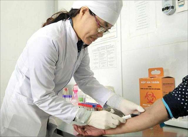 Đừng ngại xét nghiệm HIV tự nguyện