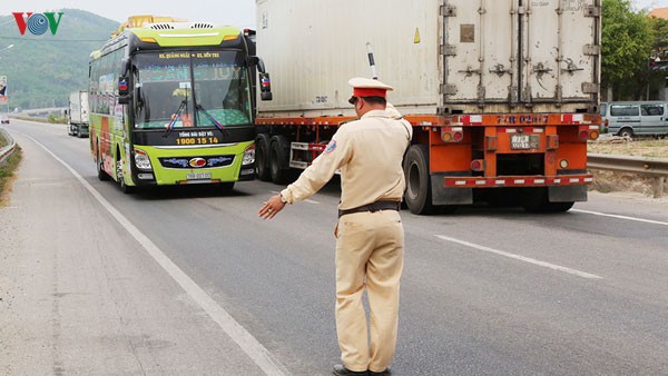 598 người chết trong tháng cao điểm về an toàn giao thông