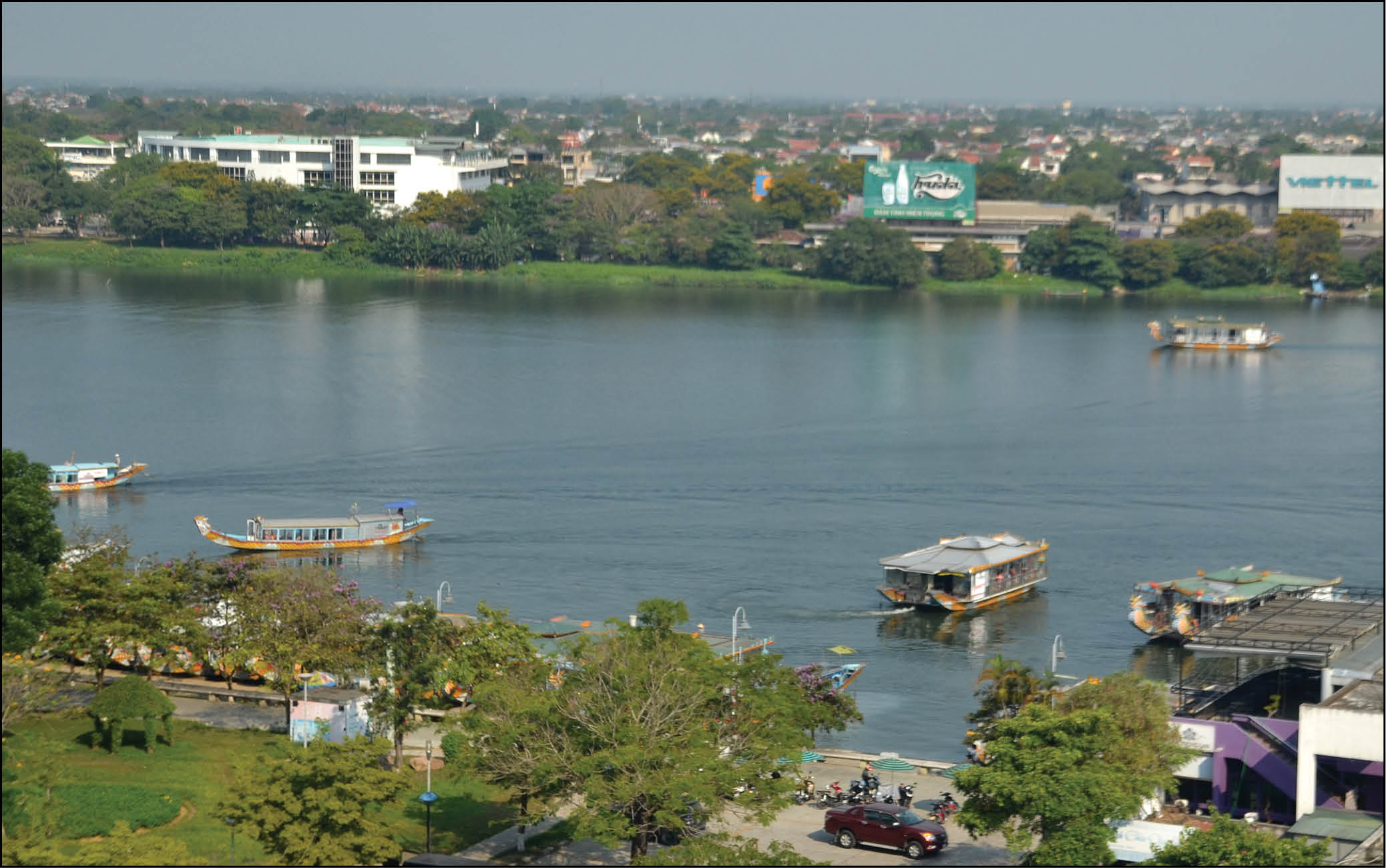 Các bến thuyền thủy nội địa Chậm trễ xây dựng khung giá mới